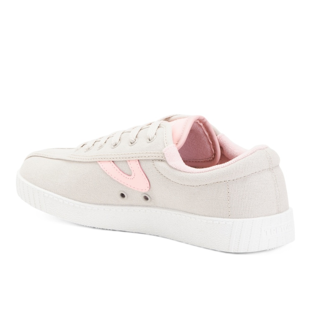 🎉LAST CHANCE🎉TRETORN
Nylite‎ Sneakers - Picture 3 of 5